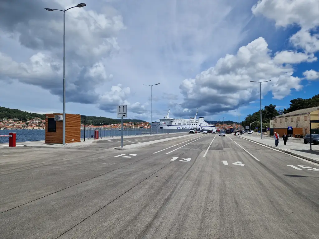 Waiting for Vela Luka to Split Ferry