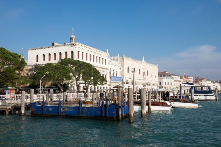 katamaran rovinj venecija